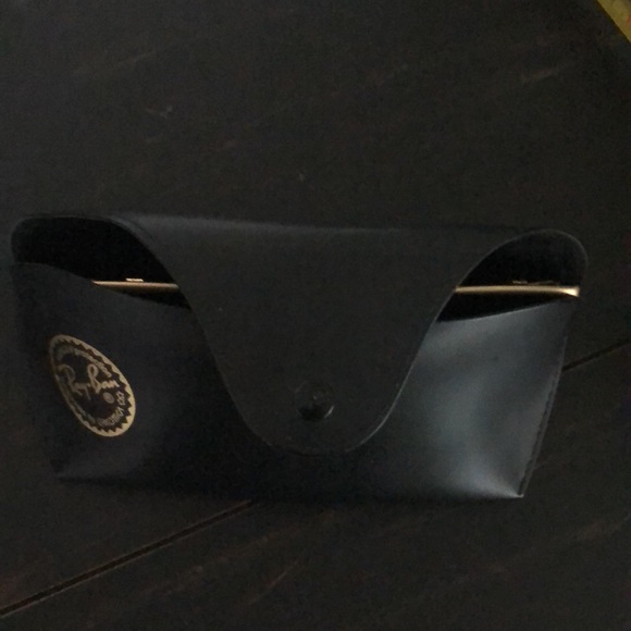 Vintage Ray-Ban Olympian Matte Gold Frame sunglasses with case - Picture 15 of 16